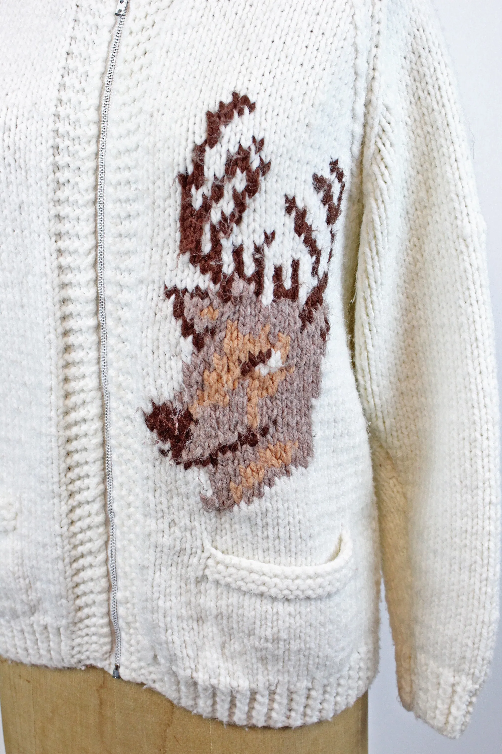 1960s Cowichan KNIT DEER cardigan sweater small medium | new fall