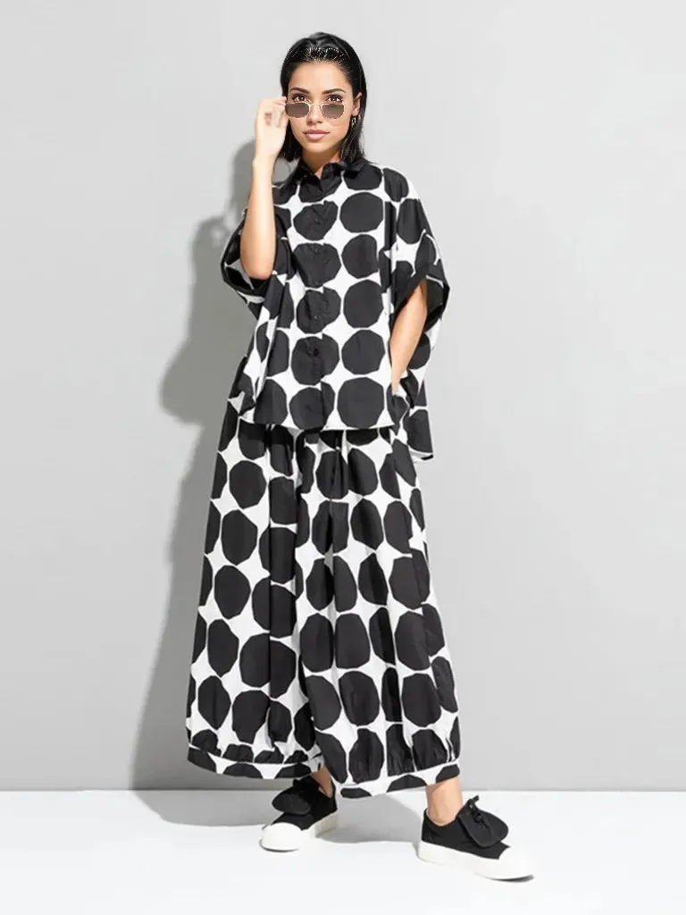 Chic Polka Dot Wide-Leg Trousers for Effortless Style