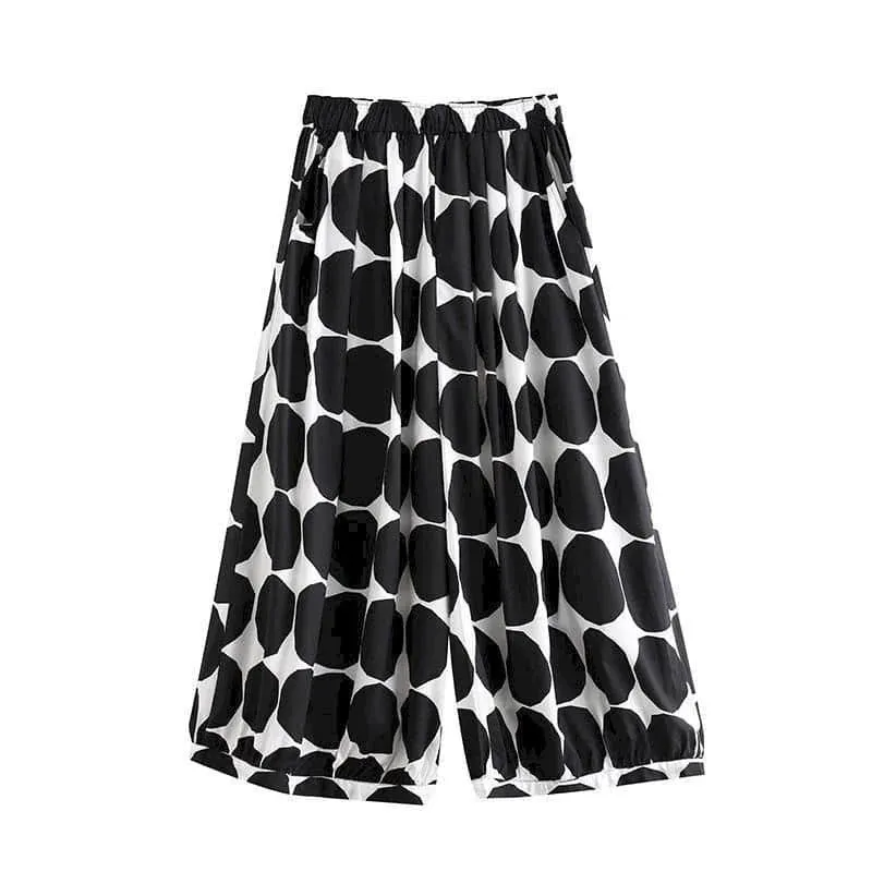 Chic Polka Dot Wide-Leg Trousers for Effortless Style