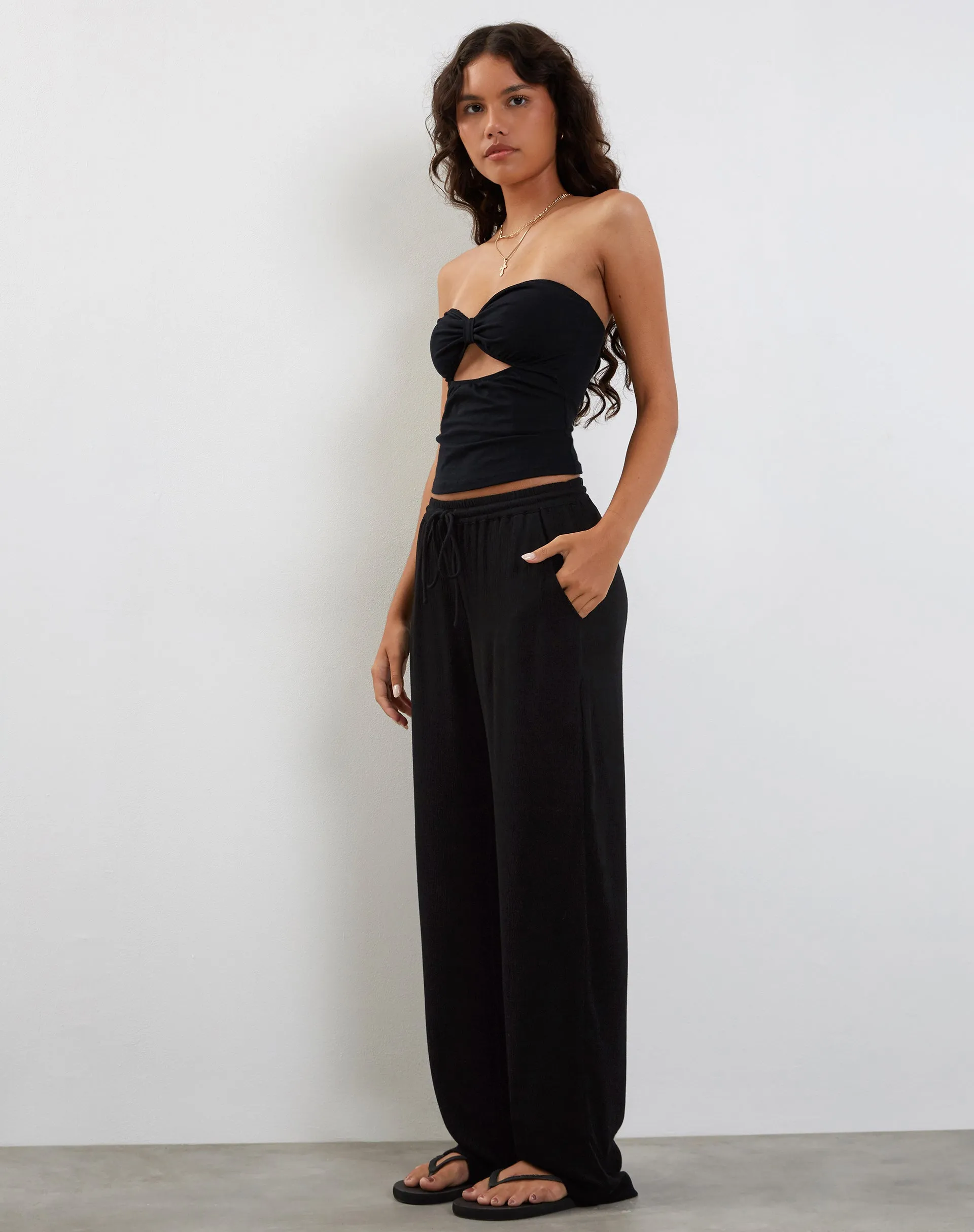 Cisa Wide Leg Trouser in Crinkle Black