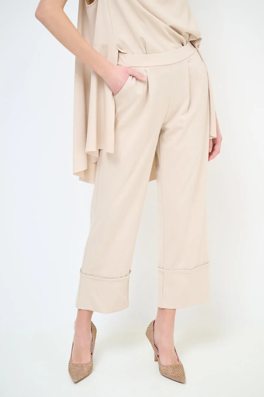 Cropped wide leg cuffed trousers wholesale