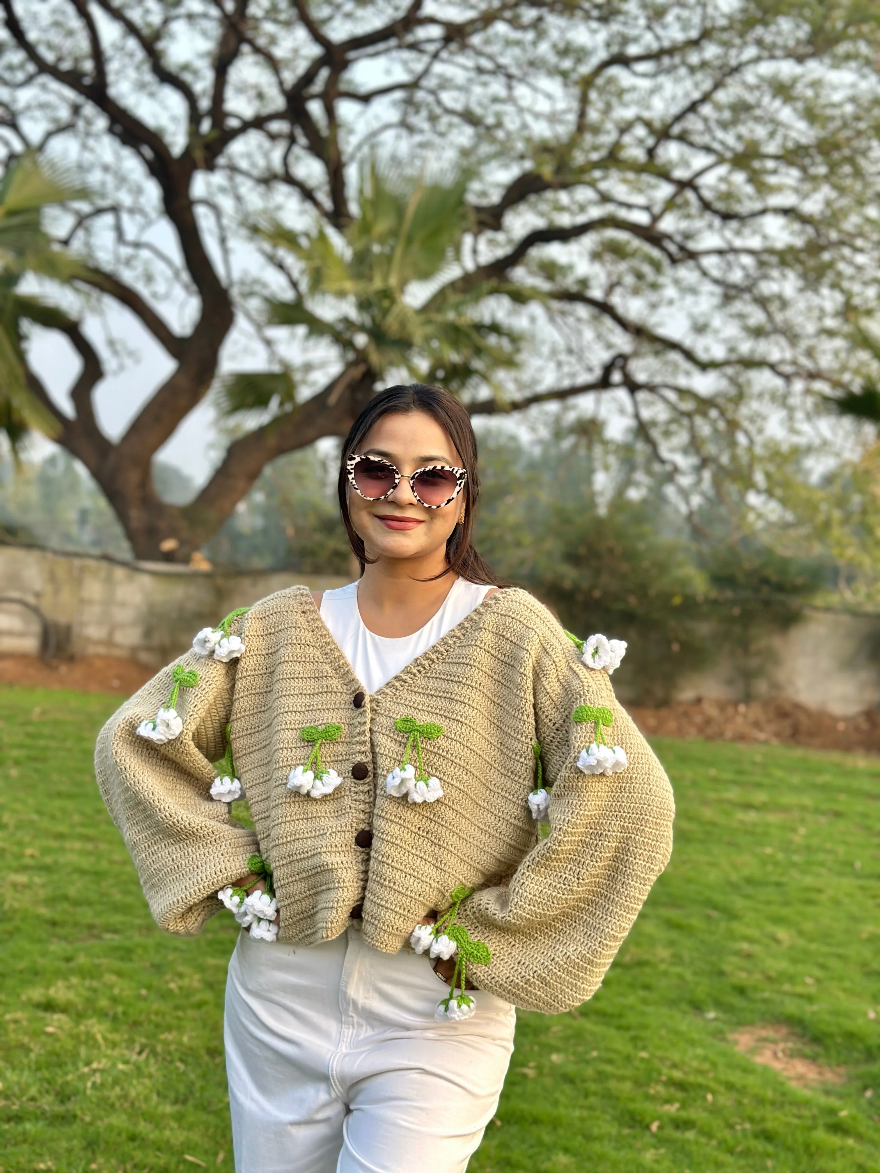 Hanging White Bell Flower Cardigan