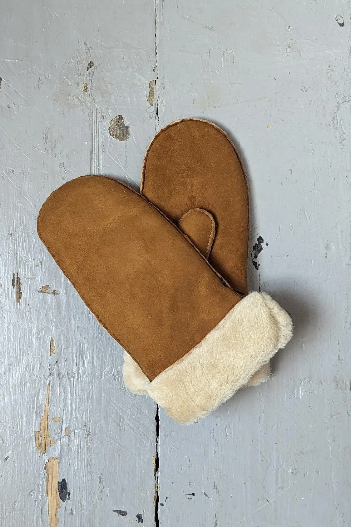 Mulfi Tan Shearling Mittens