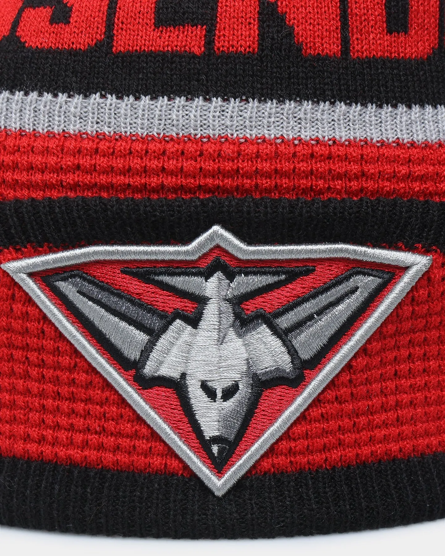 New Era Essendon Bombers AFL Opening Bounce 2022 Pom Waffle Wordmark Beanie Red