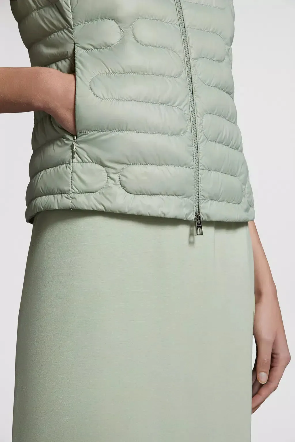 Perille Down Vest